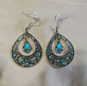 Paparazzi All-Girl Glow - Blue Earrings